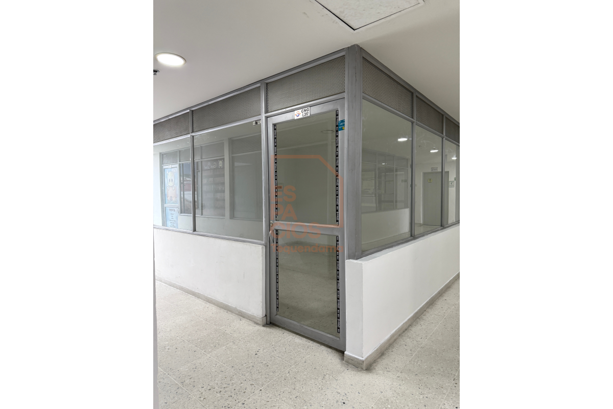 Local en Arriendo, Ricaurte Bogotá - LOAR342
