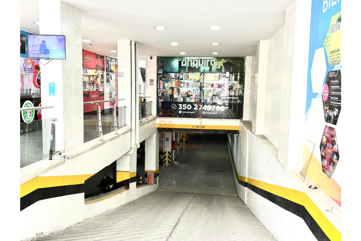 Local en Arriendo, Ricaurte Bogotá - LOAR433